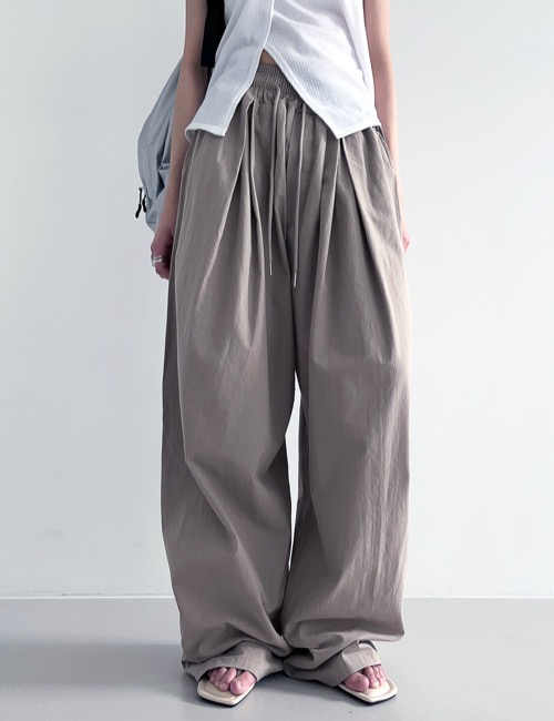 one tuck cotton maxi pants